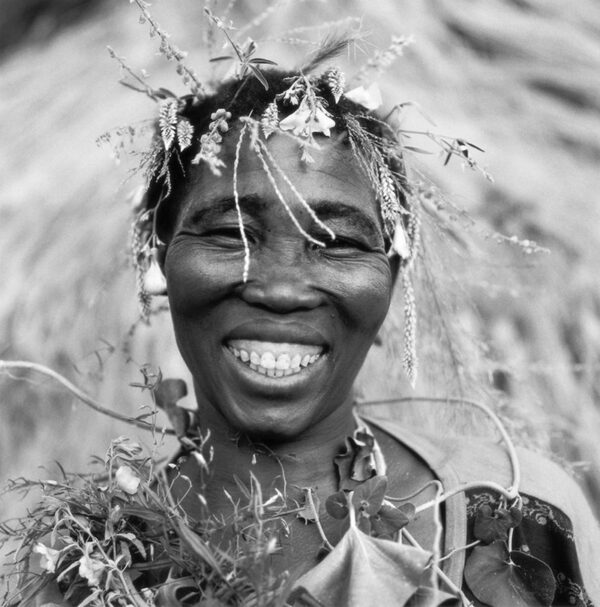 San bushwoman Ghansi  Kalahari desert 1998 Mark Luscombe-Whyte face smiling Africa photography